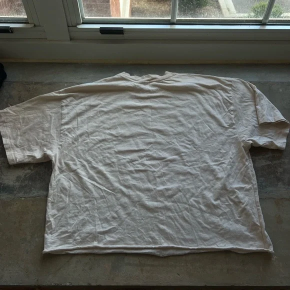 Spell and the Gypsy tee Elle Ferguson colab HTF Moonlit boulevard (cropped) - Picture 3 of 6